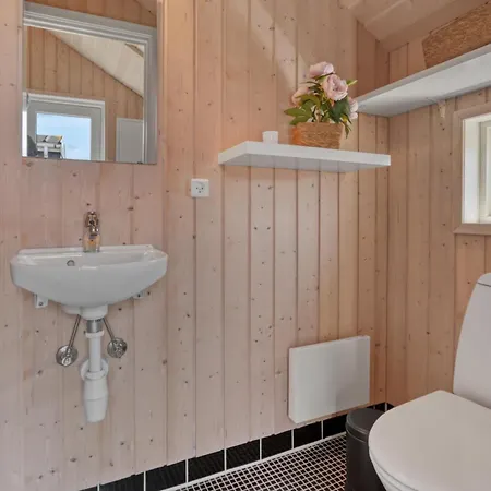 Holiday home Skont Og Veludstyret Taet Pa Vesterhavet Sj93 *